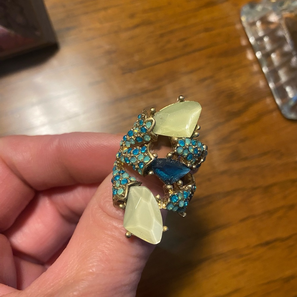 Chic Gold and Blue Gemstone Ring